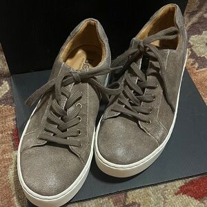 Born Taupe Women's Sneakers